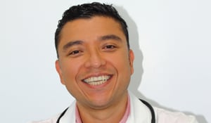 Doctor Roberto Aldana, Ortopedista y Traumatólogo